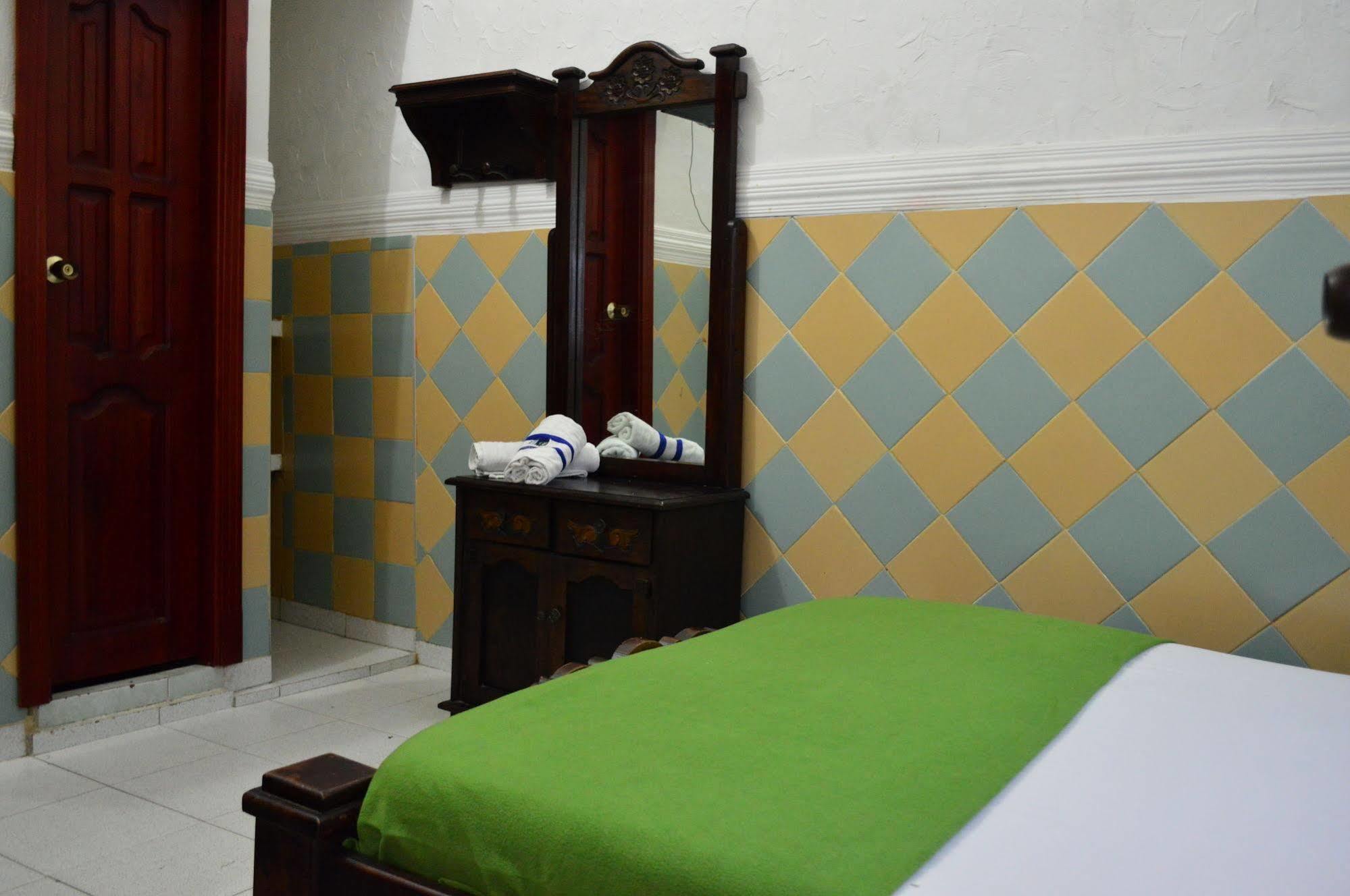 Marlin Hostel Cartagena Exterior foto
