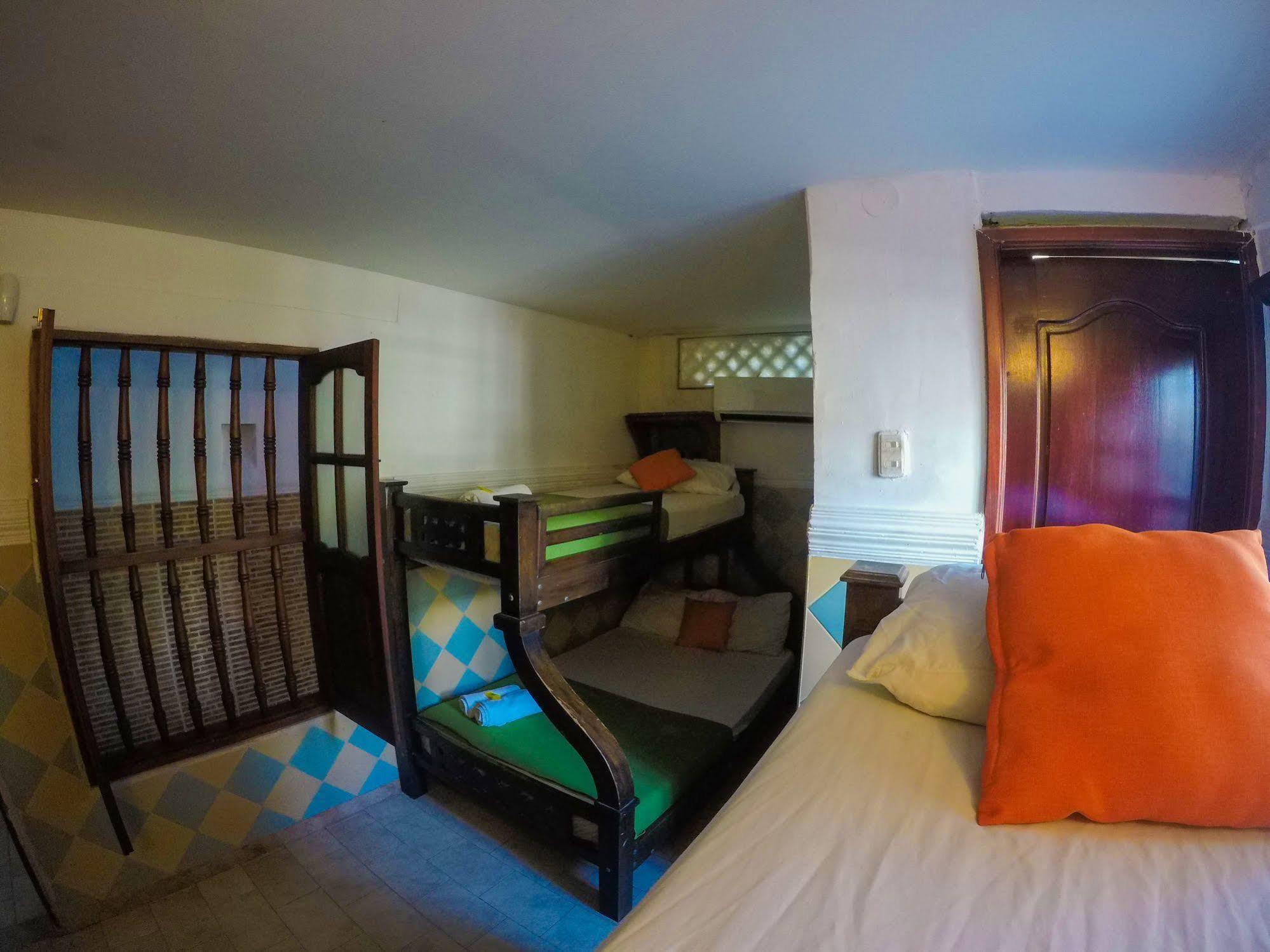 Marlin Hostel Cartagena Exterior foto