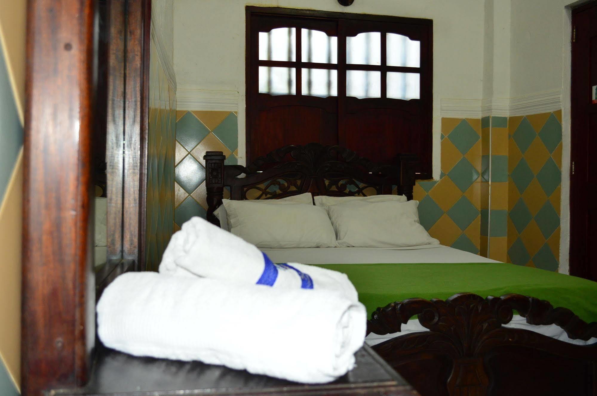 Marlin Hostel Cartagena Exterior foto